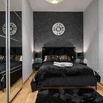 Kasprzaka 29 Wola Tower Free Garage By Perfect وارسو